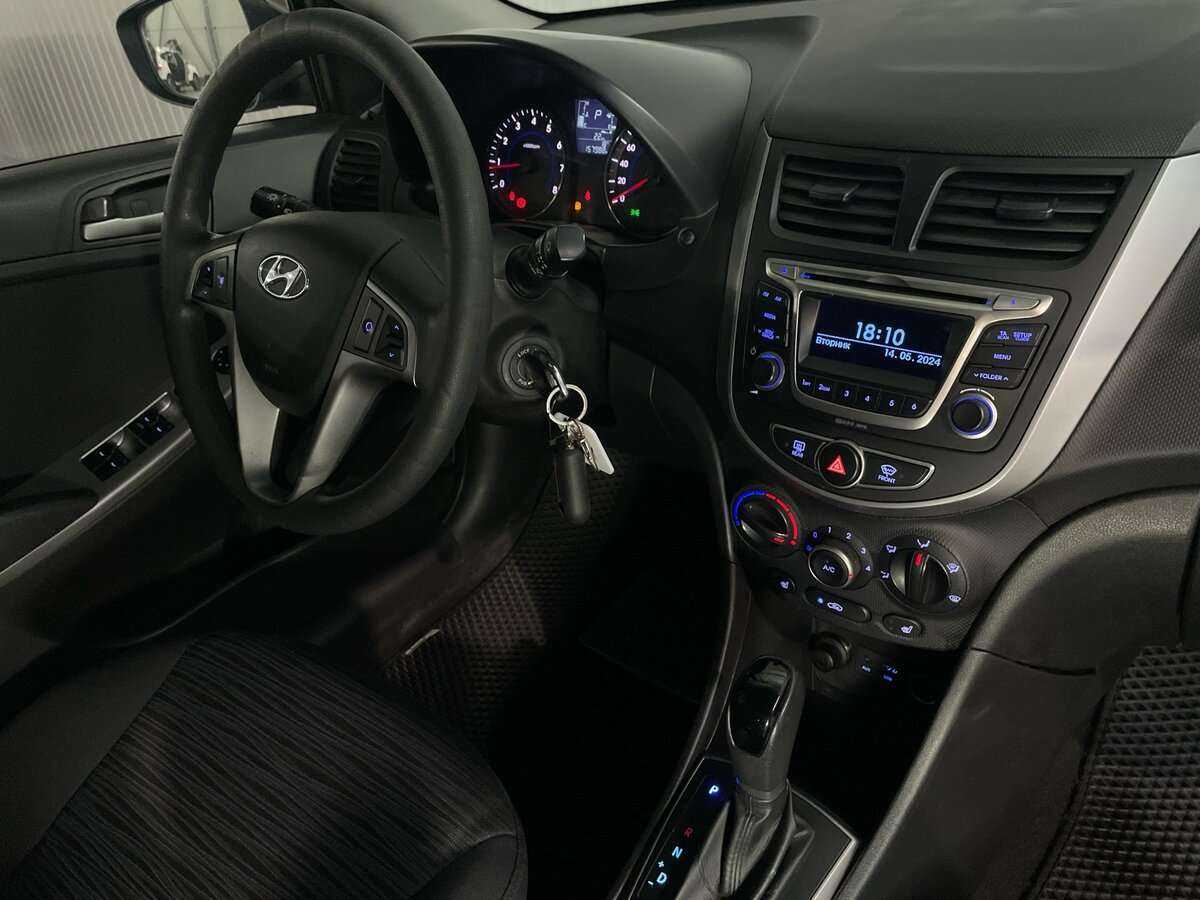 Hyundai Solaris с пробегом — 2016 год. Фото: #17