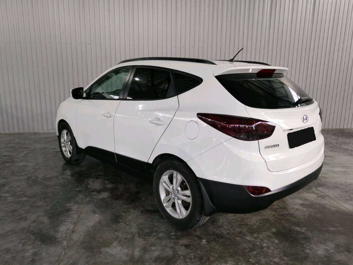 Hyundai ix35 с пробегом — 2011 год. Фото: #6
