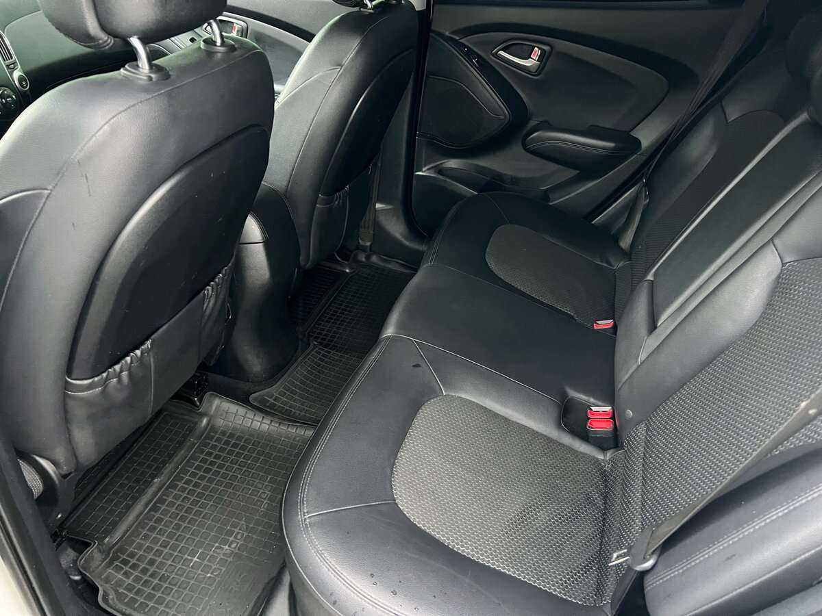 Hyundai ix35 с пробегом — 2011 год. Фото: #15