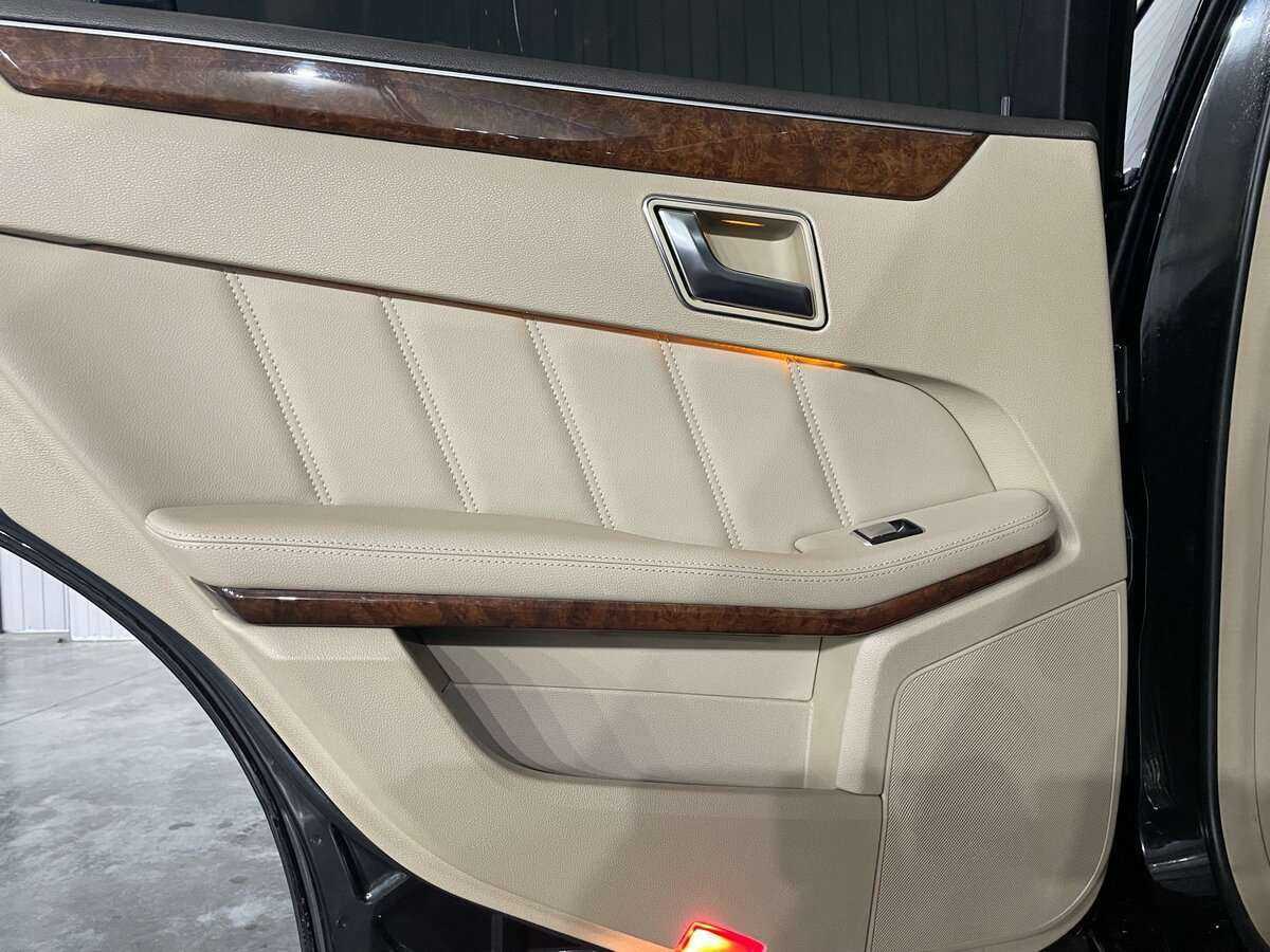 Mercedes-Benz E-Класс с пробегом — 2012 год. Фото: #18