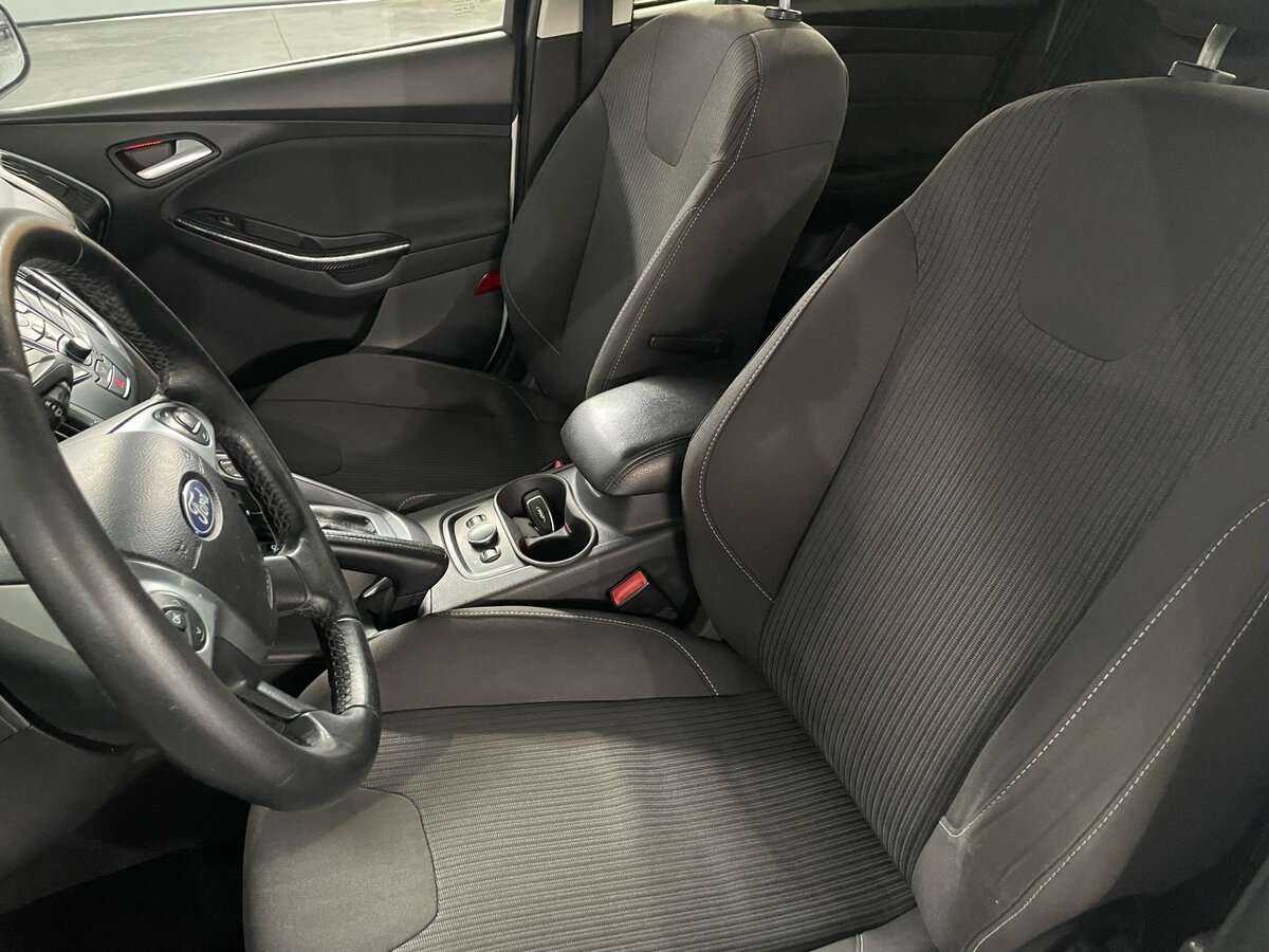 Ford Focus с пробегом — 2013 год. Фото: #10