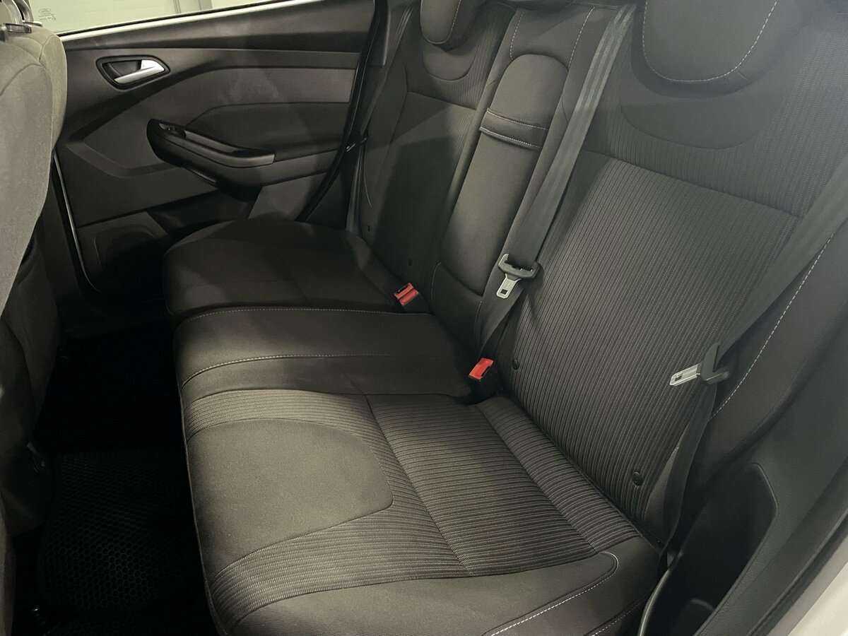 Ford Focus с пробегом — 2013 год. Фото: #11