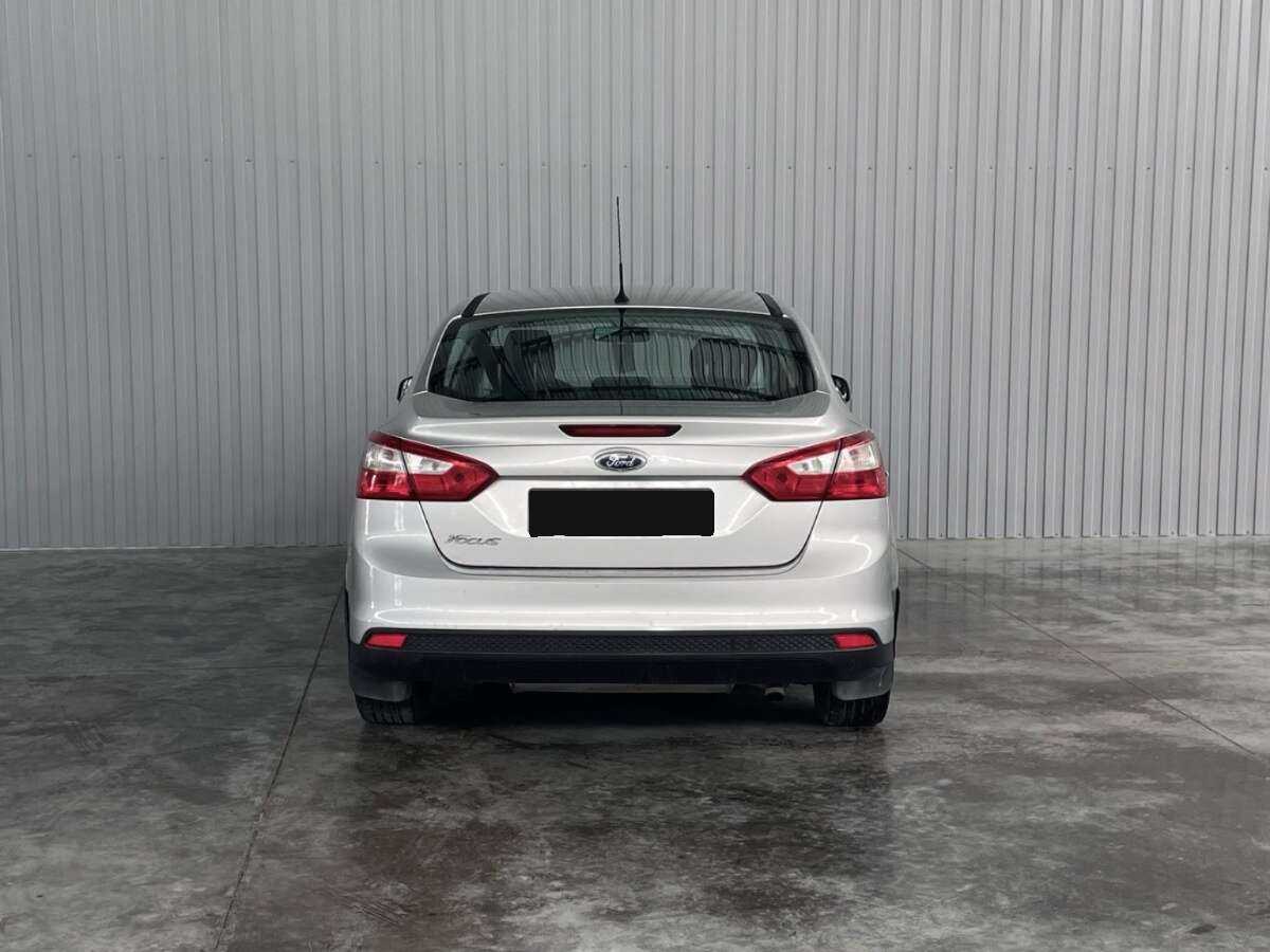 Ford Focus с пробегом — 2011 год. Фото: #5