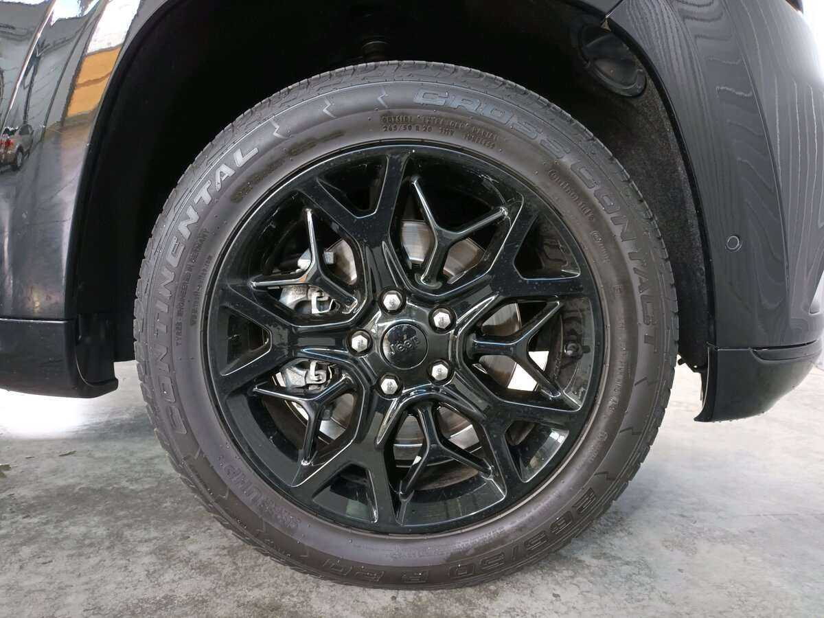 Jeep Grand Cherokee с пробегом — 2021 год. Фото: #22