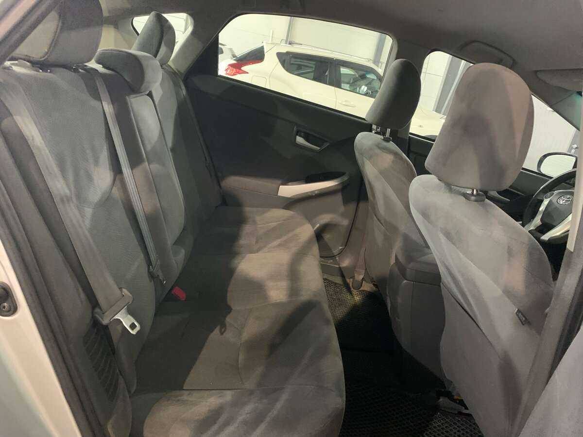 Toyota Prius с пробегом — 2009 год. Фото: #12