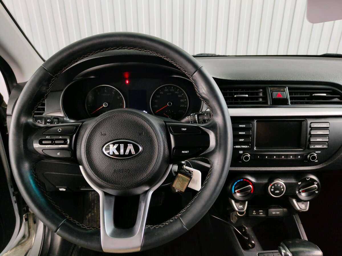 Kia Rio с пробегом — 2019 год. Фото: #9