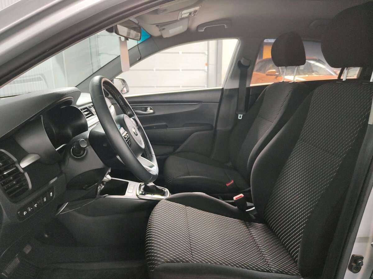 Kia Rio с пробегом — 2019 год. Фото: #10