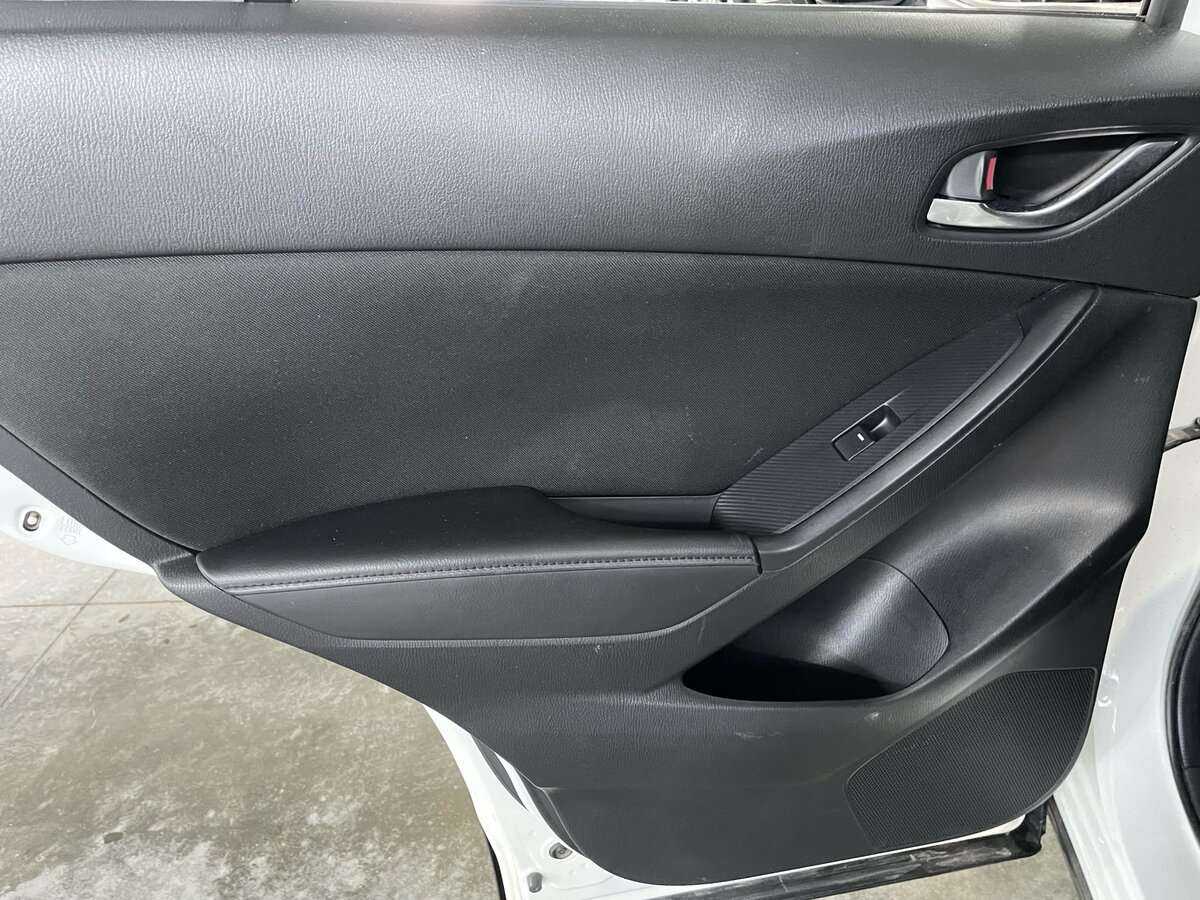 Mazda CX-5 с пробегом — 2015 год. Фото: #21