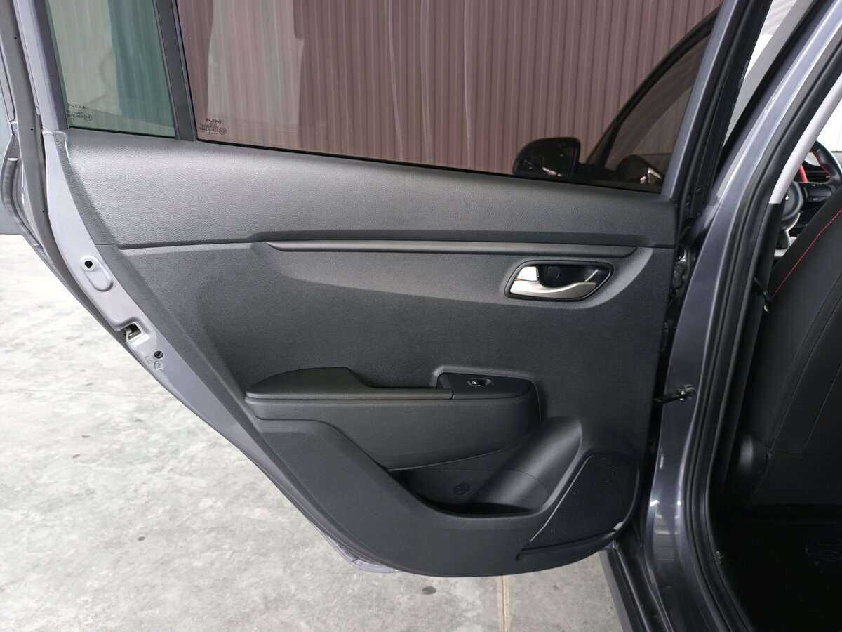 Kia Rio с пробегом — 2021 год. Фото: #17