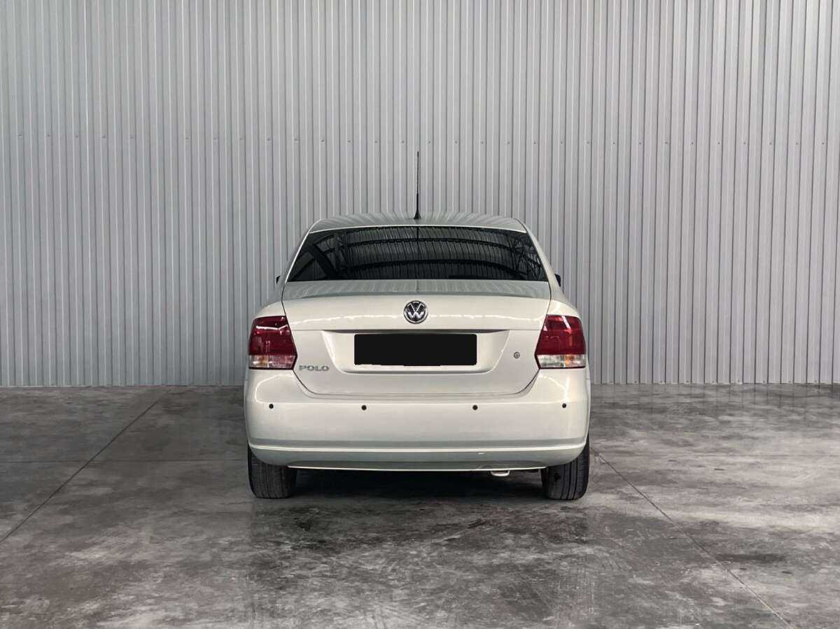 Volkswagen Polo с пробегом — 2011 год. Фото: #5