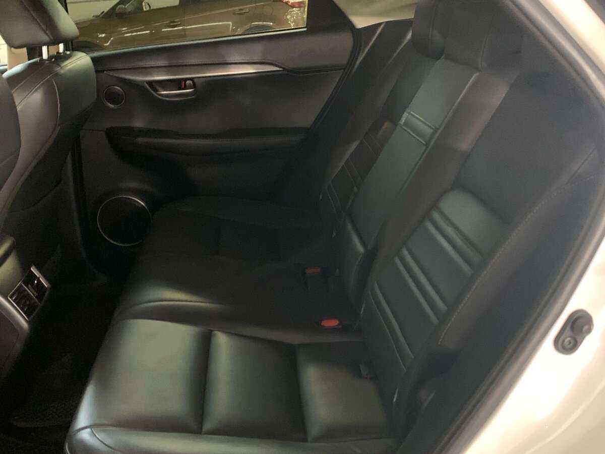 Lexus NX с пробегом — 2014 год. Фото: #11