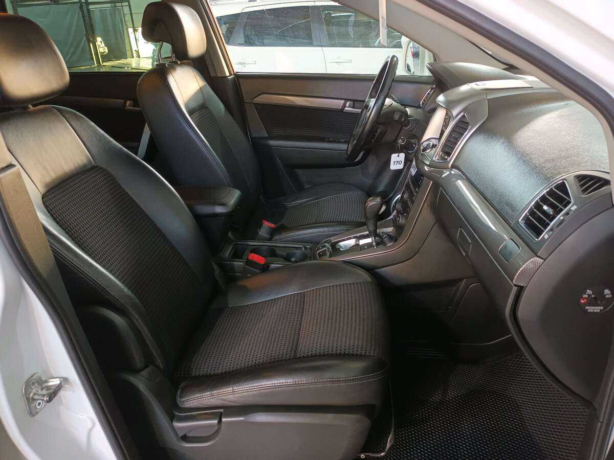 Chevrolet Captiva с пробегом — 2012 год. Фото: #15