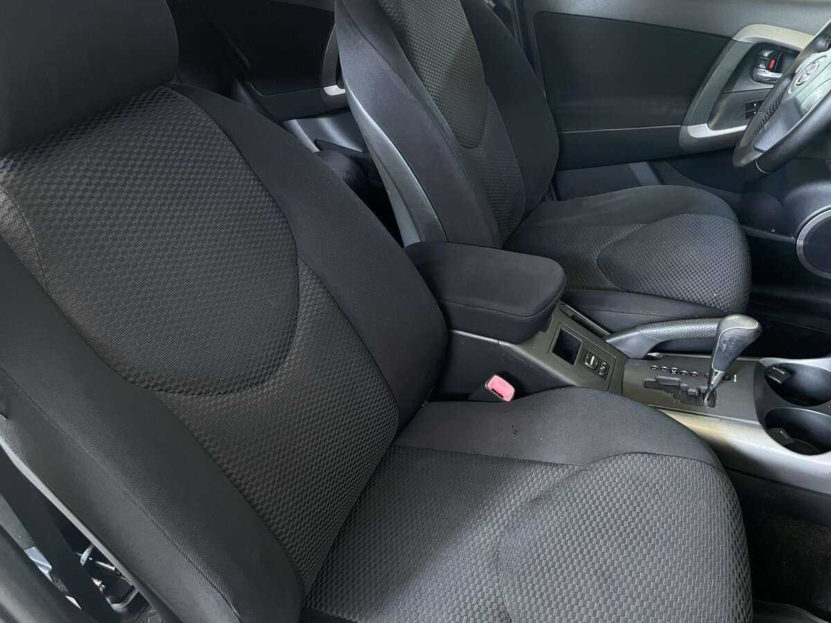 Toyota RAV4 с пробегом — 2008 год. Фото: #15