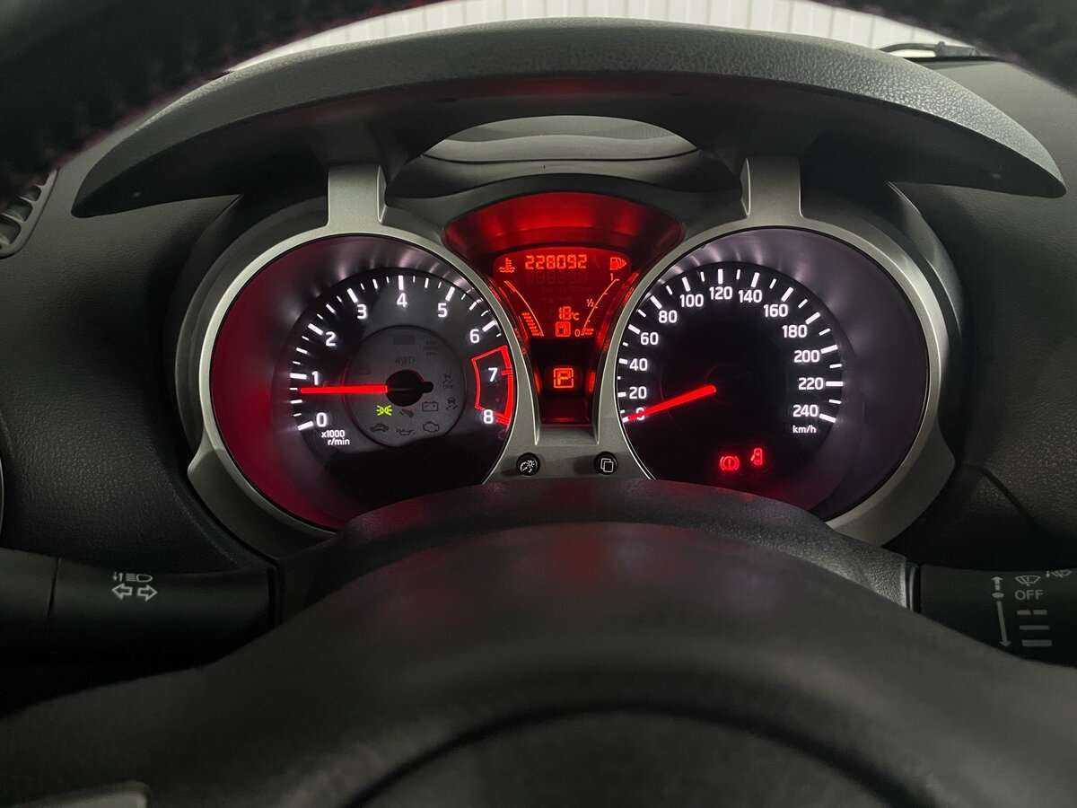 Nissan Juke с пробегом — 2012 год. Фото: #10