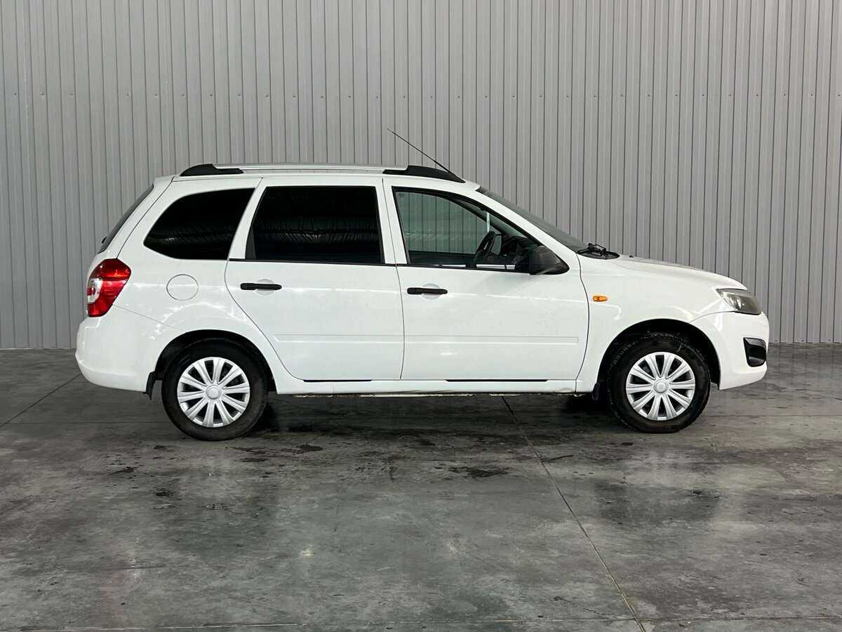 Lada (ВАЗ) Kalina с пробегом — 2015 год. Фото: #7