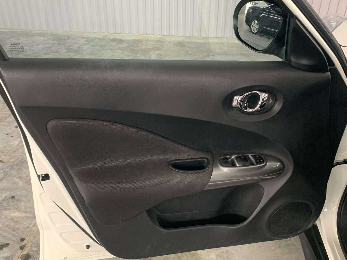 Nissan Juke с пробегом — 2012 год. Фото: #17