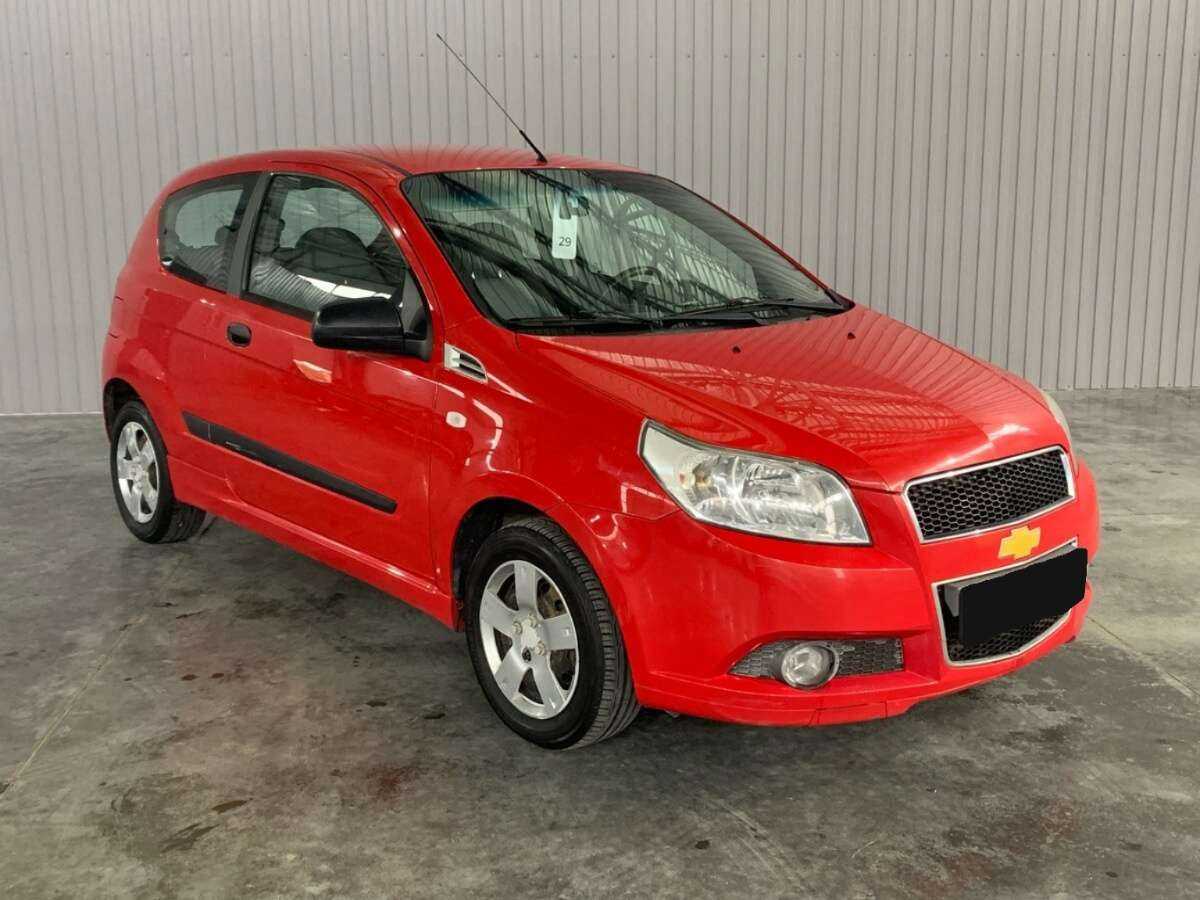 Chevrolet Aveo с пробегом — 2010 год. Фото: #2