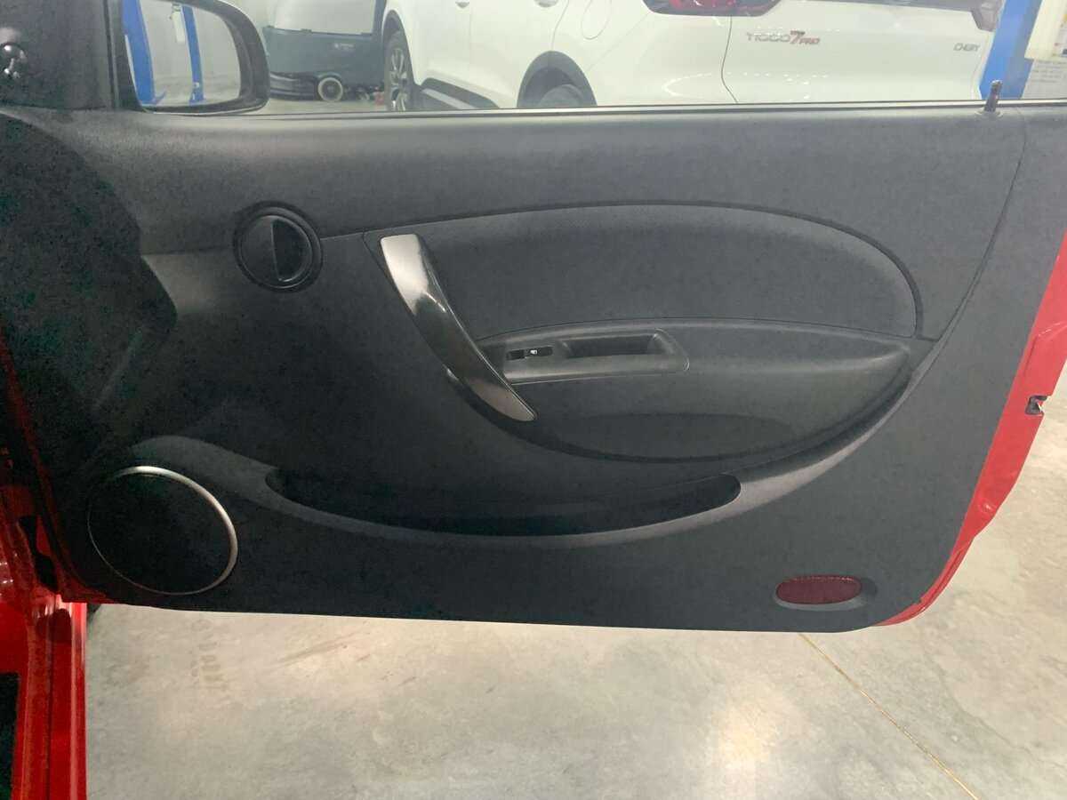 Chevrolet Aveo с пробегом — 2010 год. Фото: #17