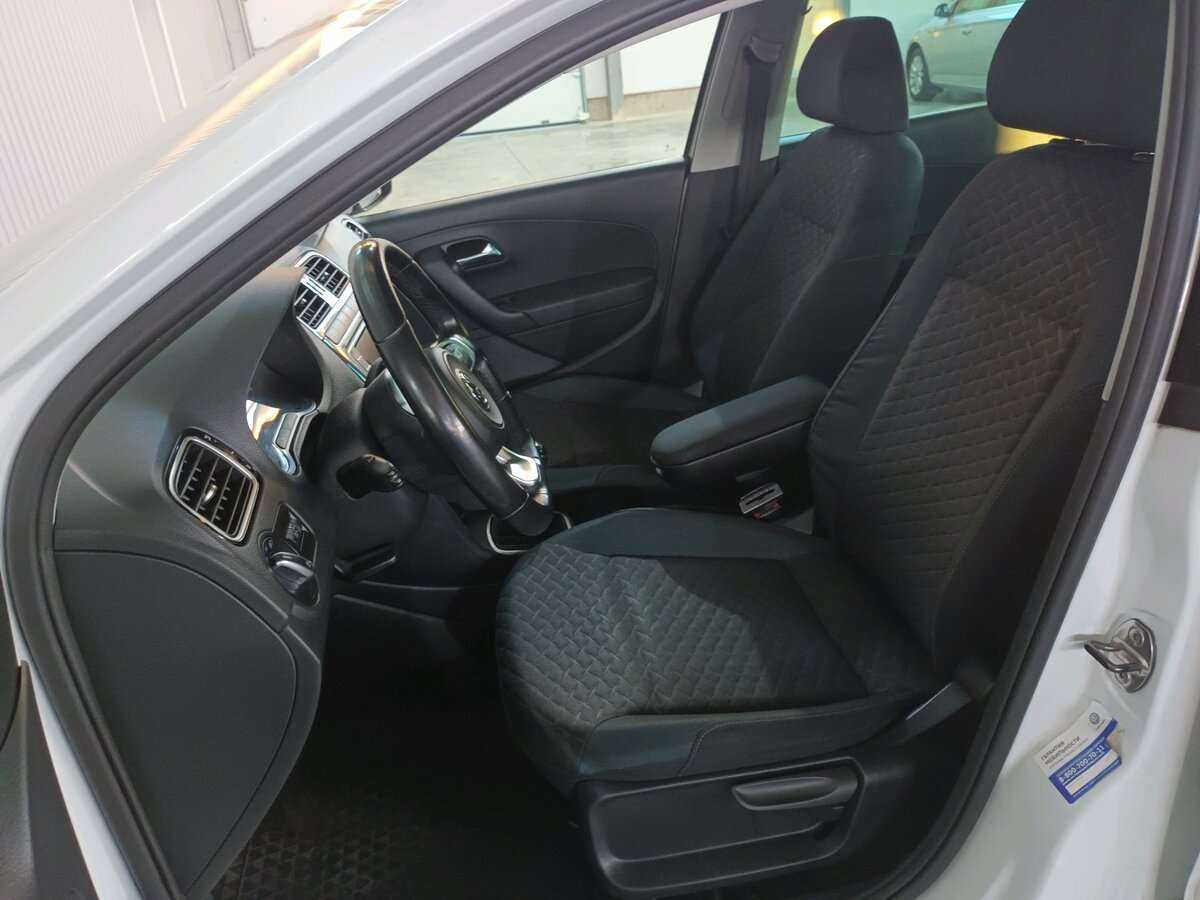 Volkswagen Polo с пробегом — 2019 год. Фото: #10