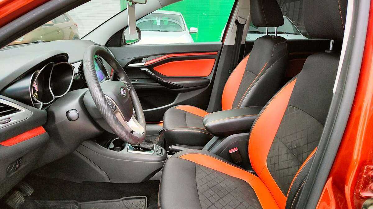 Lada (ВАЗ) Vesta с пробегом — 2019 год. Фото: #10