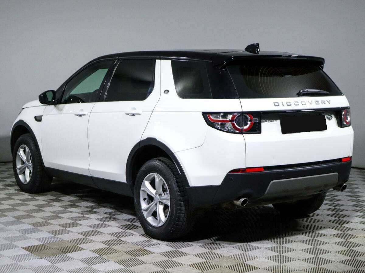 Land Rover Discovery Sport с пробегом — 2018 год. Фото: #6