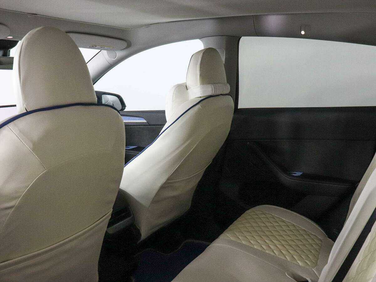 Tesla Model Y с пробегом — 2023 год. Фото: #11