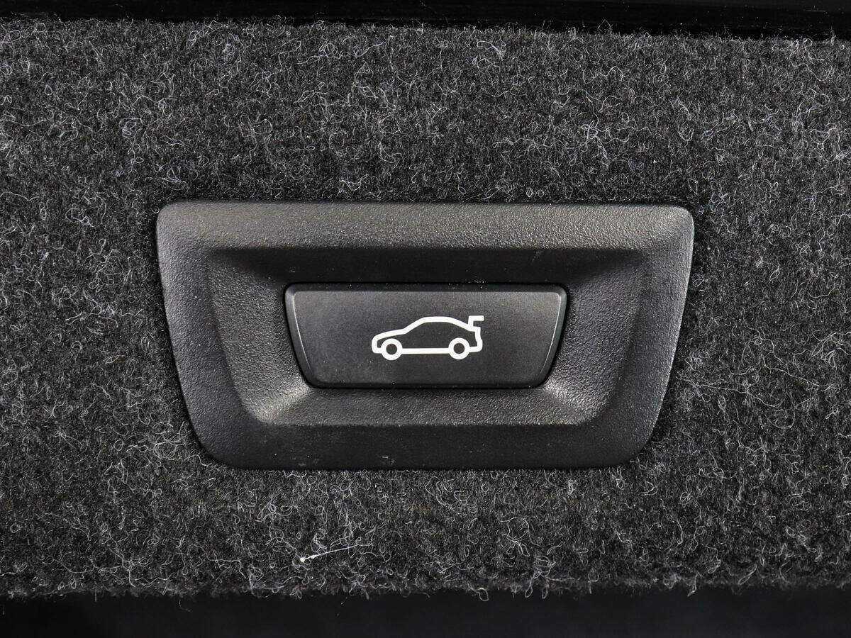 BMW 5 серии с пробегом — 2020 год. Фото: #12