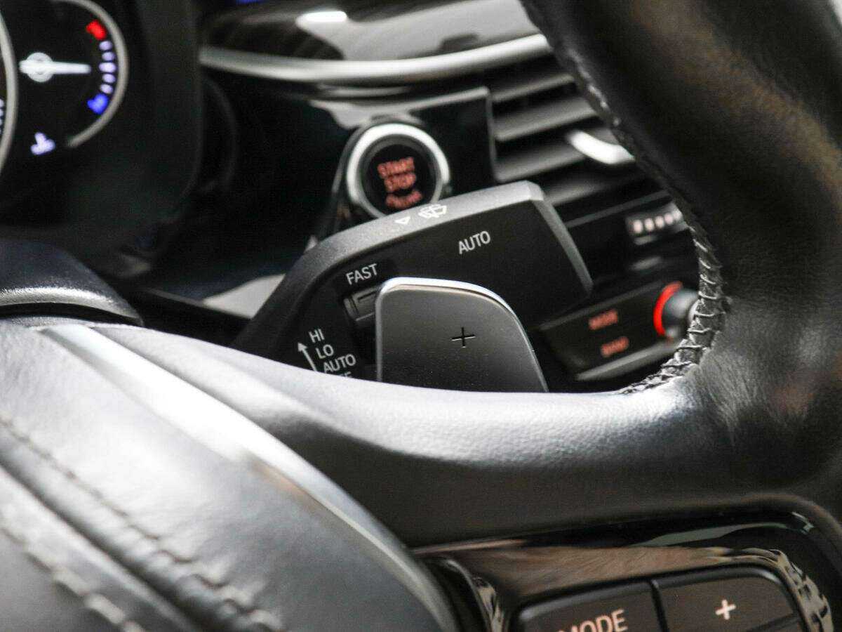 BMW 5 серии с пробегом — 2017 год. Фото: #11