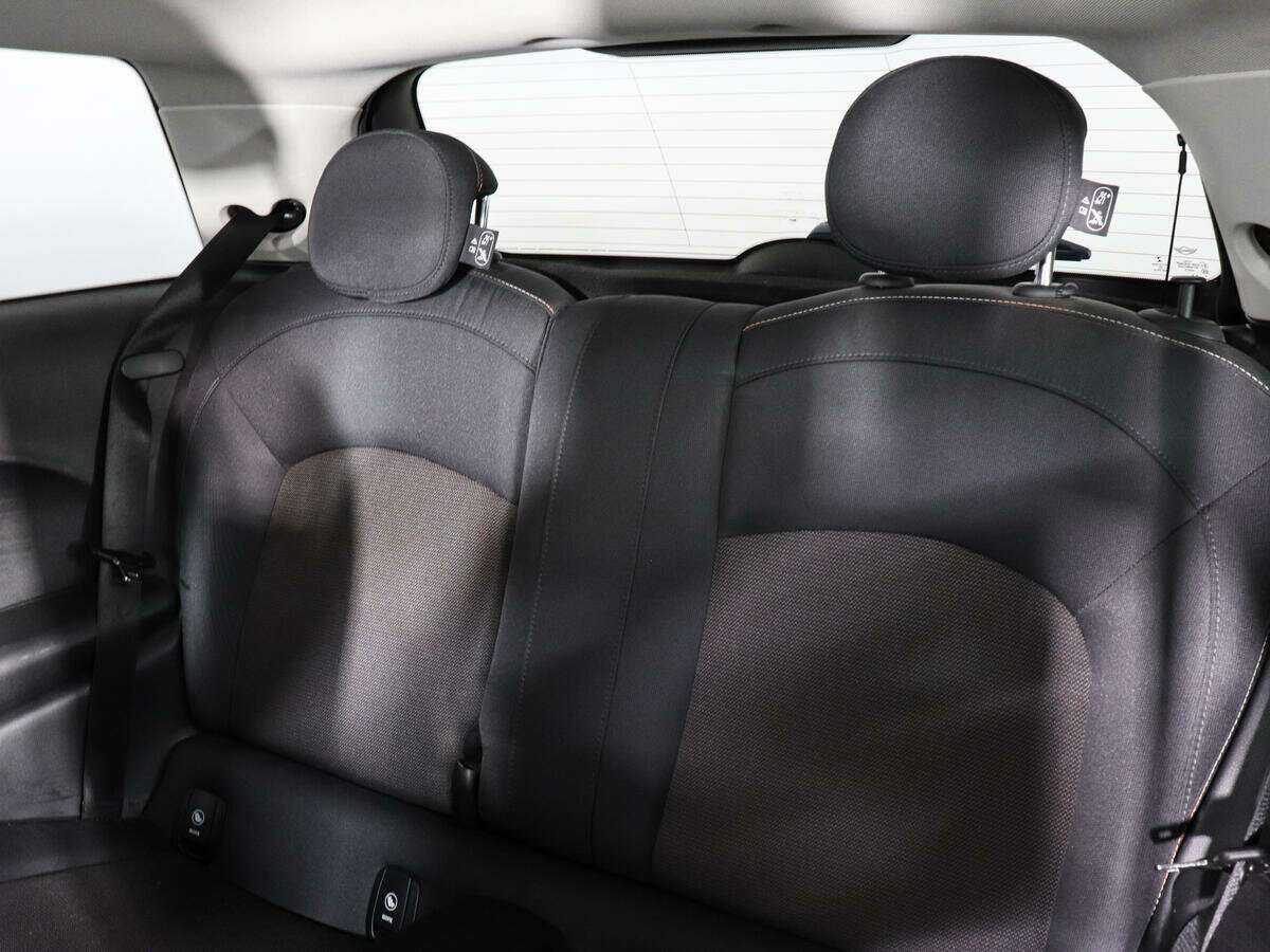 Mini Hatch с пробегом — 2020 год. Фото: #11