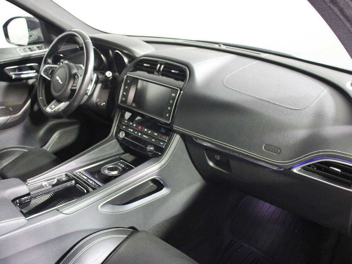 Jaguar F-Pace с пробегом — 2018 год. Фото: #6