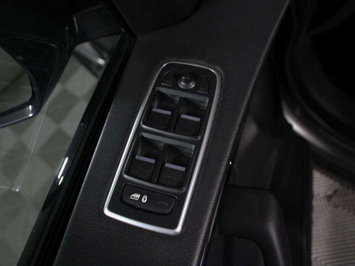 Jaguar F-Pace с пробегом — 2018 год. Фото: #13