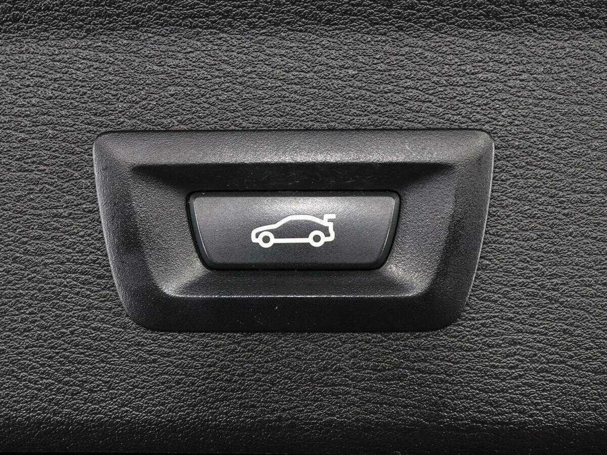 BMW X1 с пробегом — 2019 год. Фото: #13