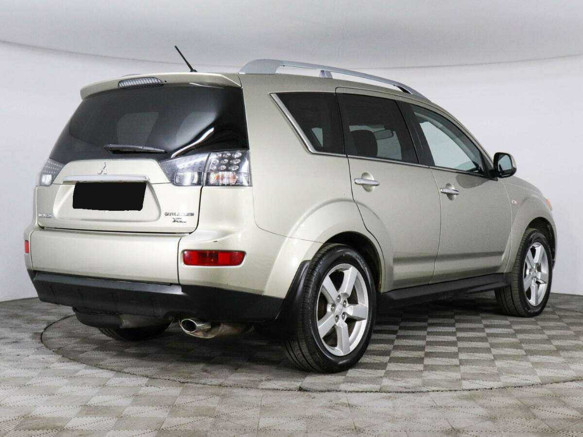 Mitsubishi Outlander с пробегом — 2008 год. Фото: #4