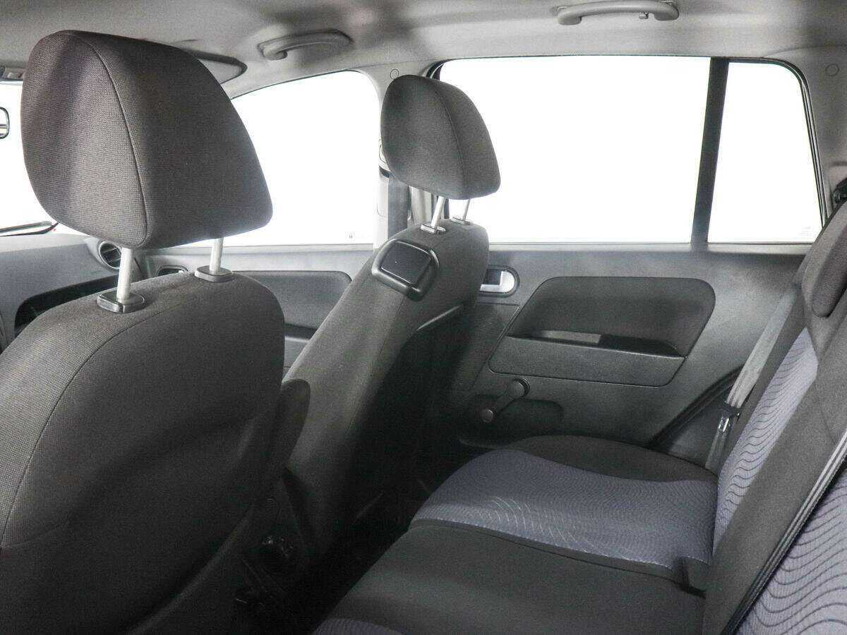 Ford Fusion с пробегом — 2008 год. Фото: #7