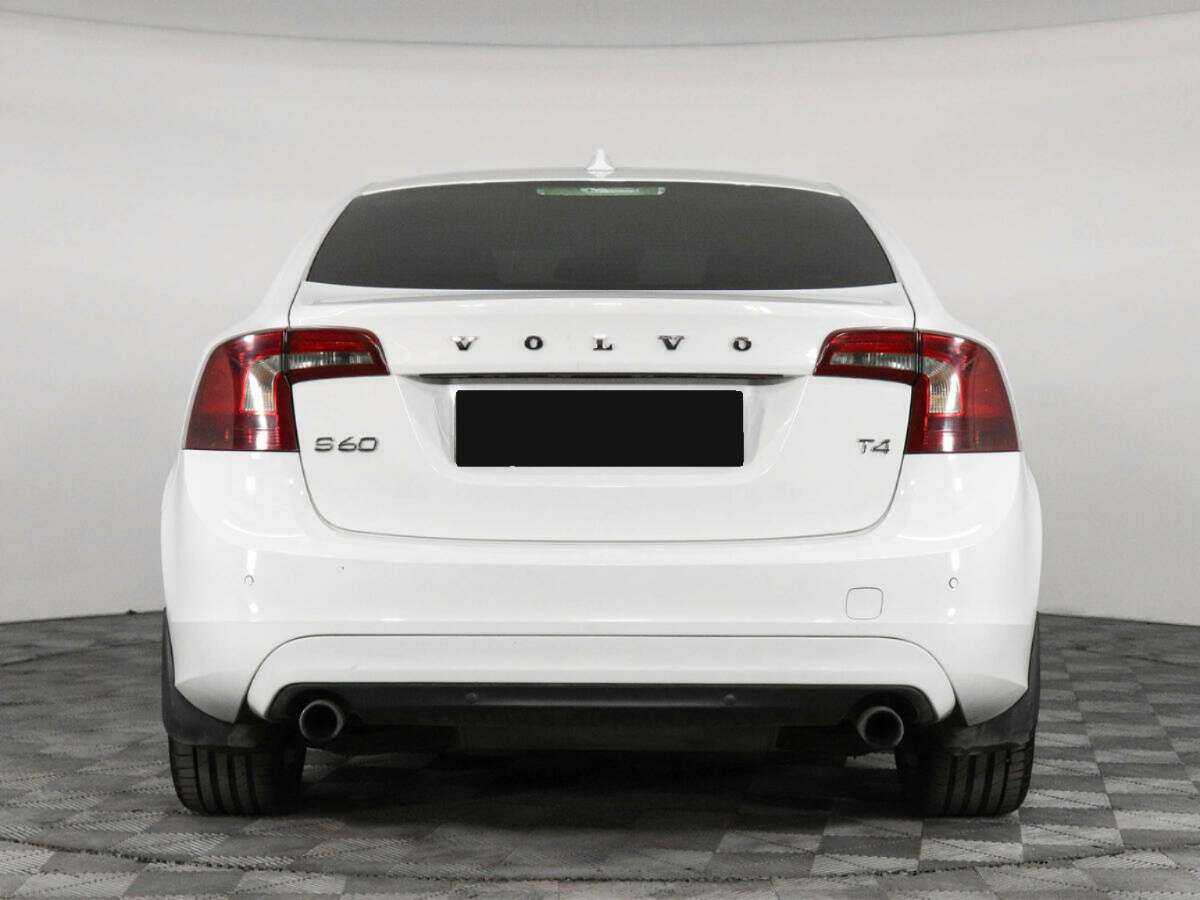 Volvo S60 с пробегом — 2014 год. Фото: #4