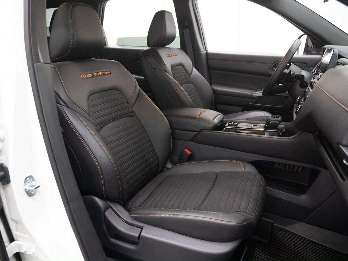 Nissan Pathfinder с пробегом — 2023 год. Фото: #9