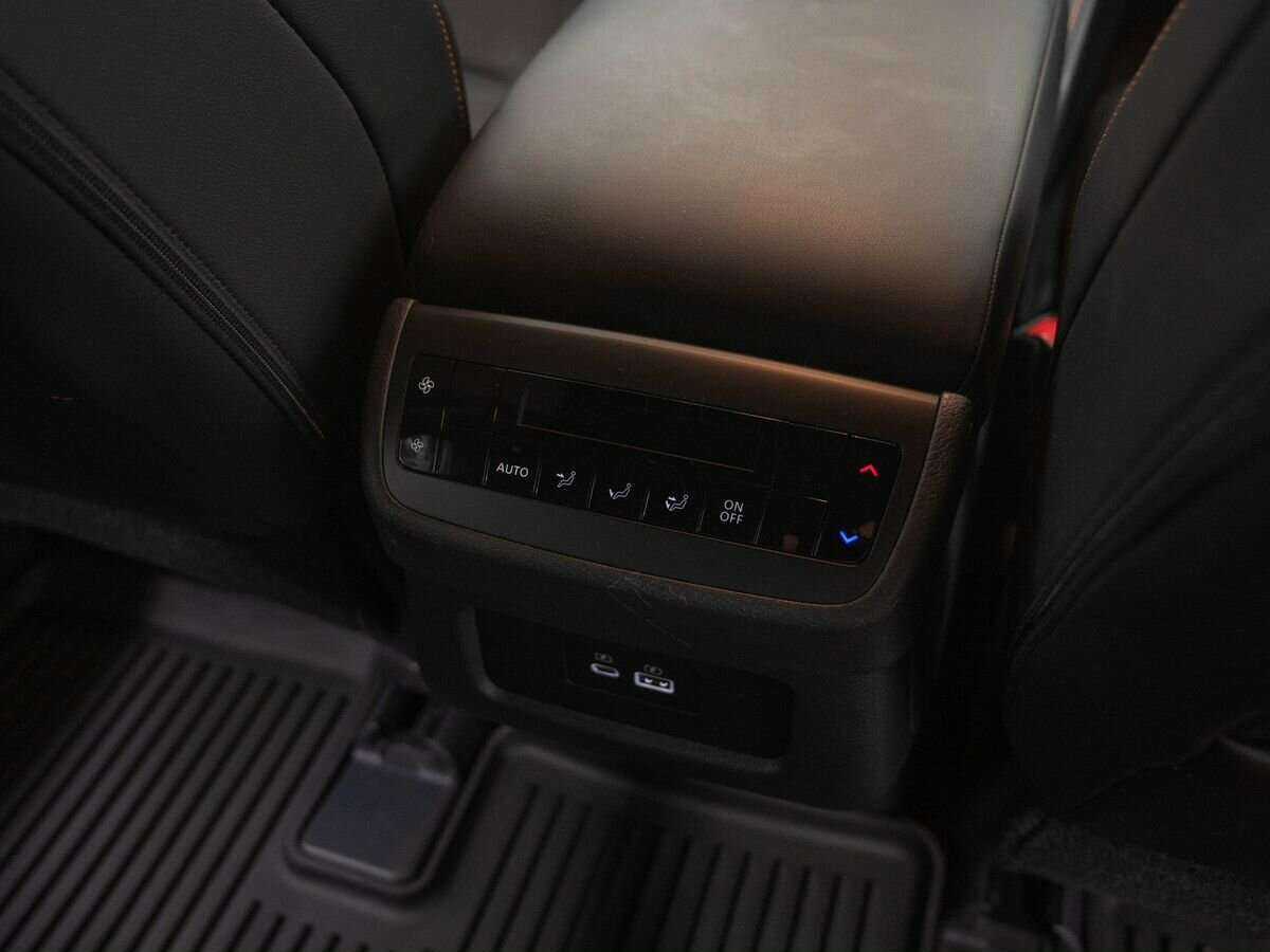 Nissan Pathfinder с пробегом — 2023 год. Фото: #15