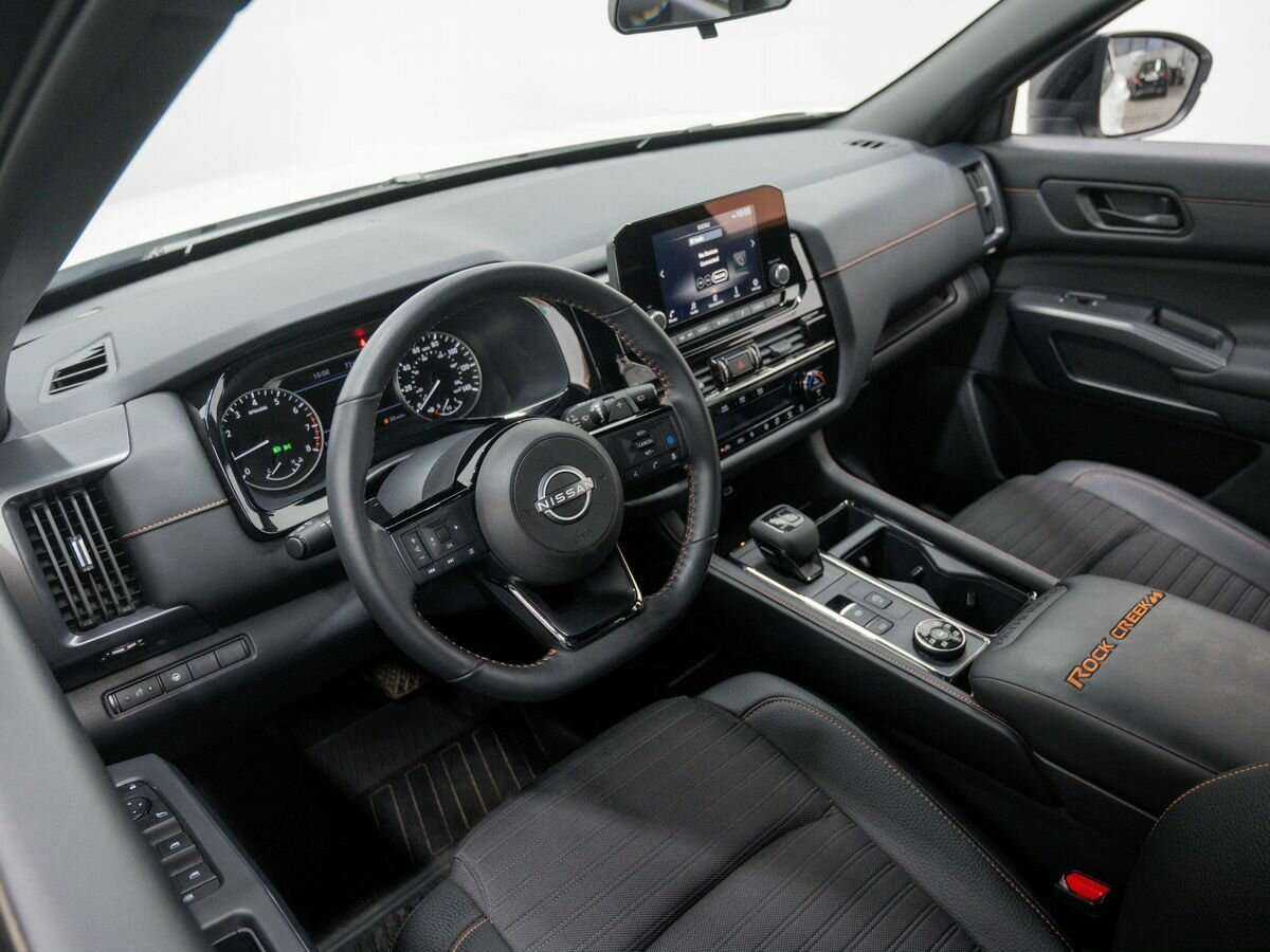 Nissan Pathfinder с пробегом — 2023 год. Фото: #18