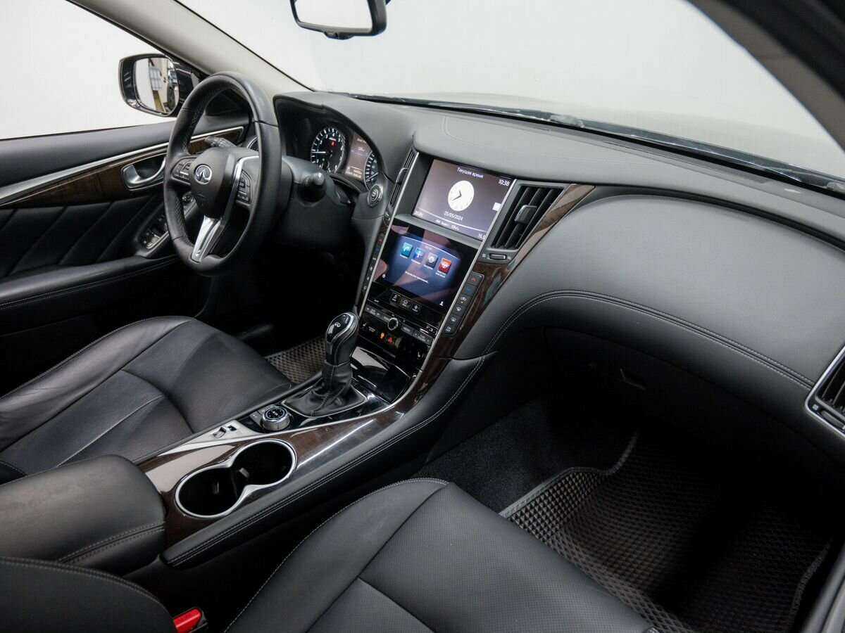 Infiniti Q50 с пробегом — 2017 год. Фото: #7