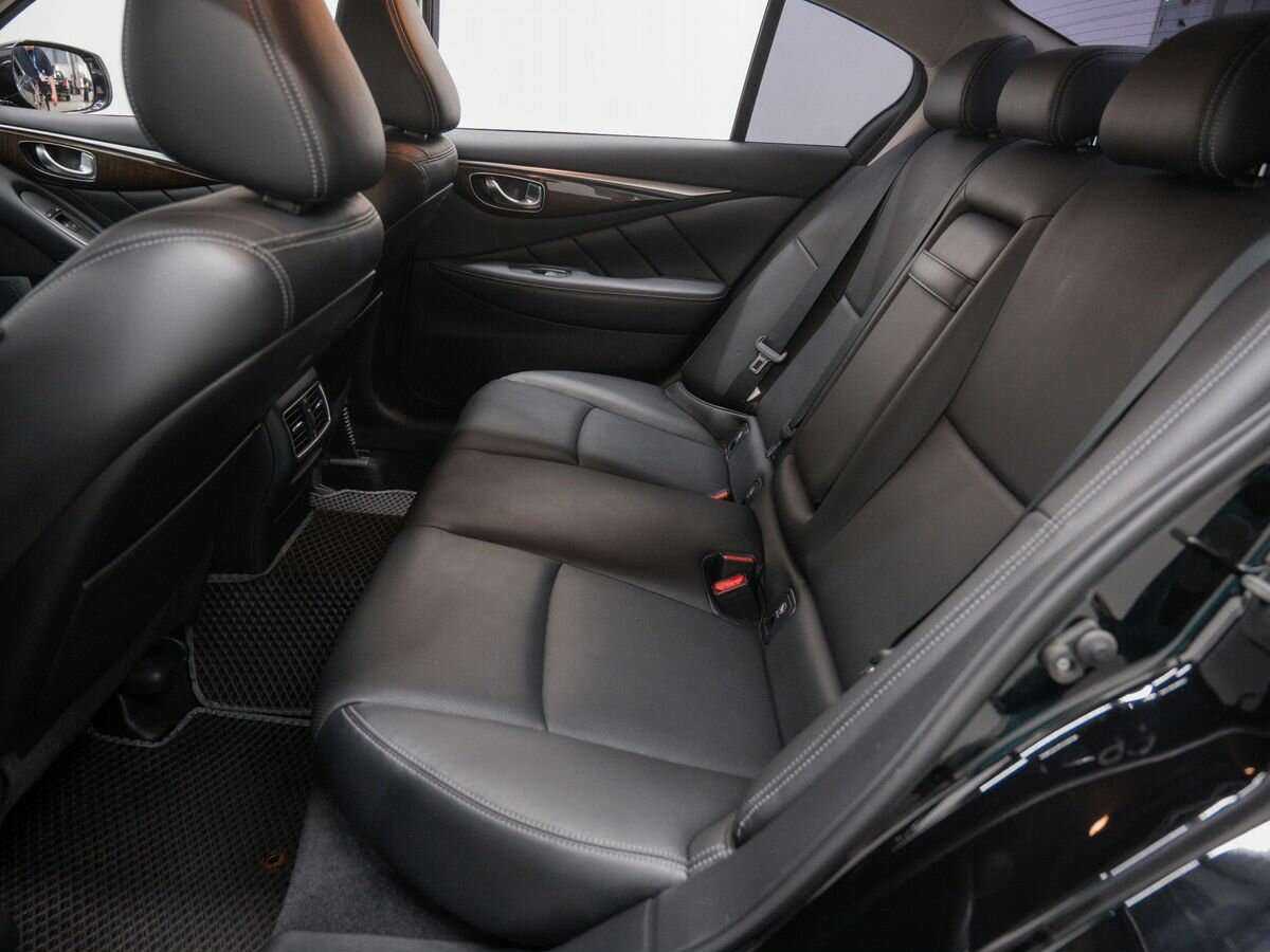 Infiniti Q50 с пробегом — 2017 год. Фото: #13