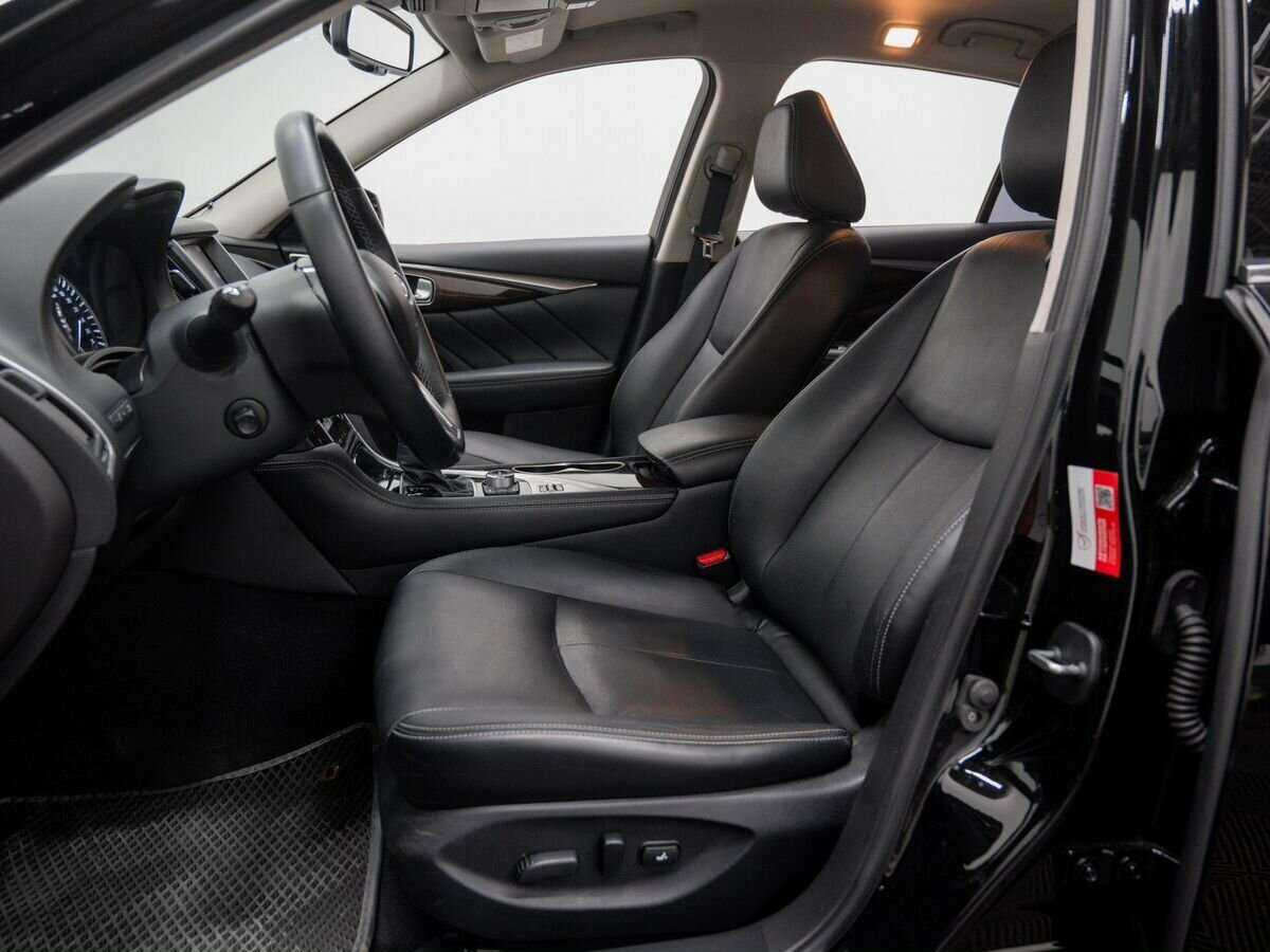 Infiniti Q50 с пробегом — 2017 год. Фото: #15