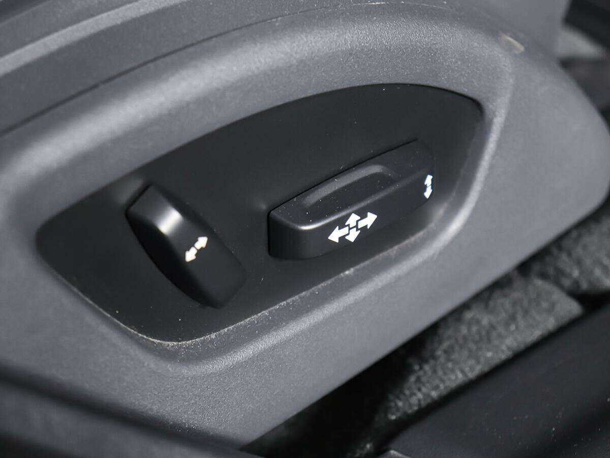 Volvo V60 Cross Country с пробегом — 2016 год. Фото: #15