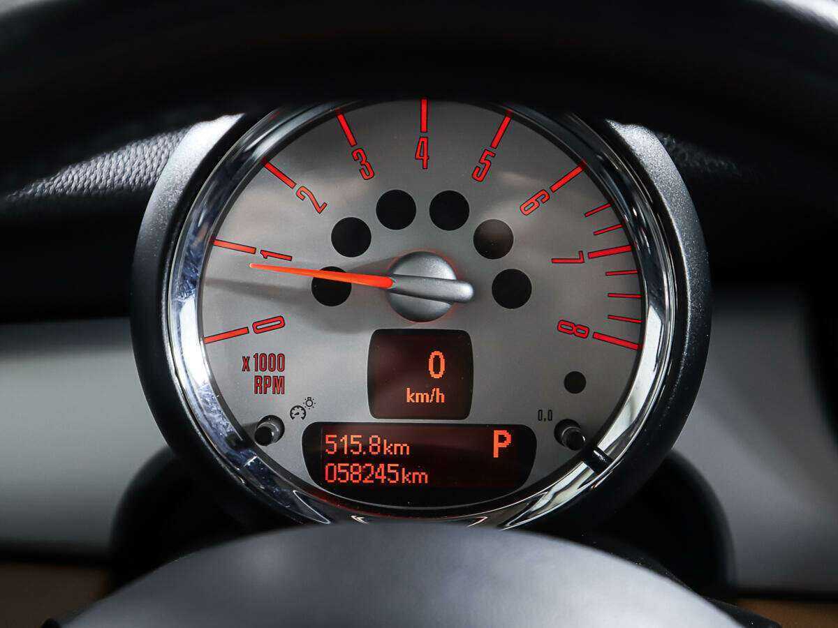 Mini Hatch с пробегом — 2012 год. Фото: #14