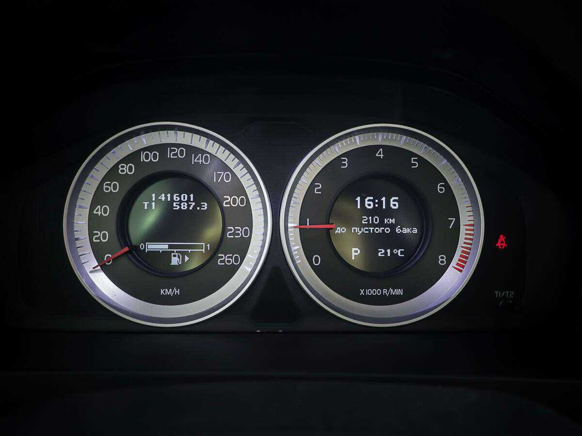 Volvo S60 с пробегом — 2011 год. Фото: #13