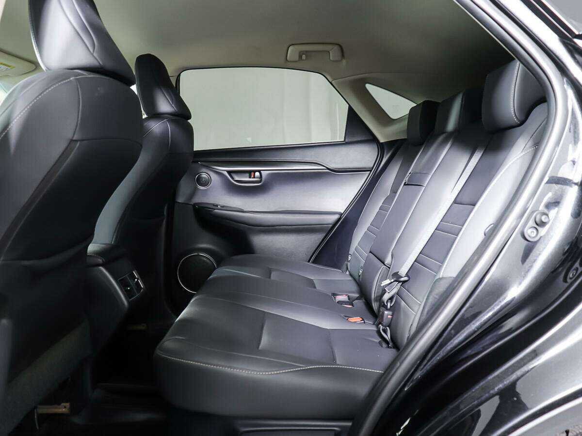 Lexus NX с пробегом — 2020 год. Фото: #11