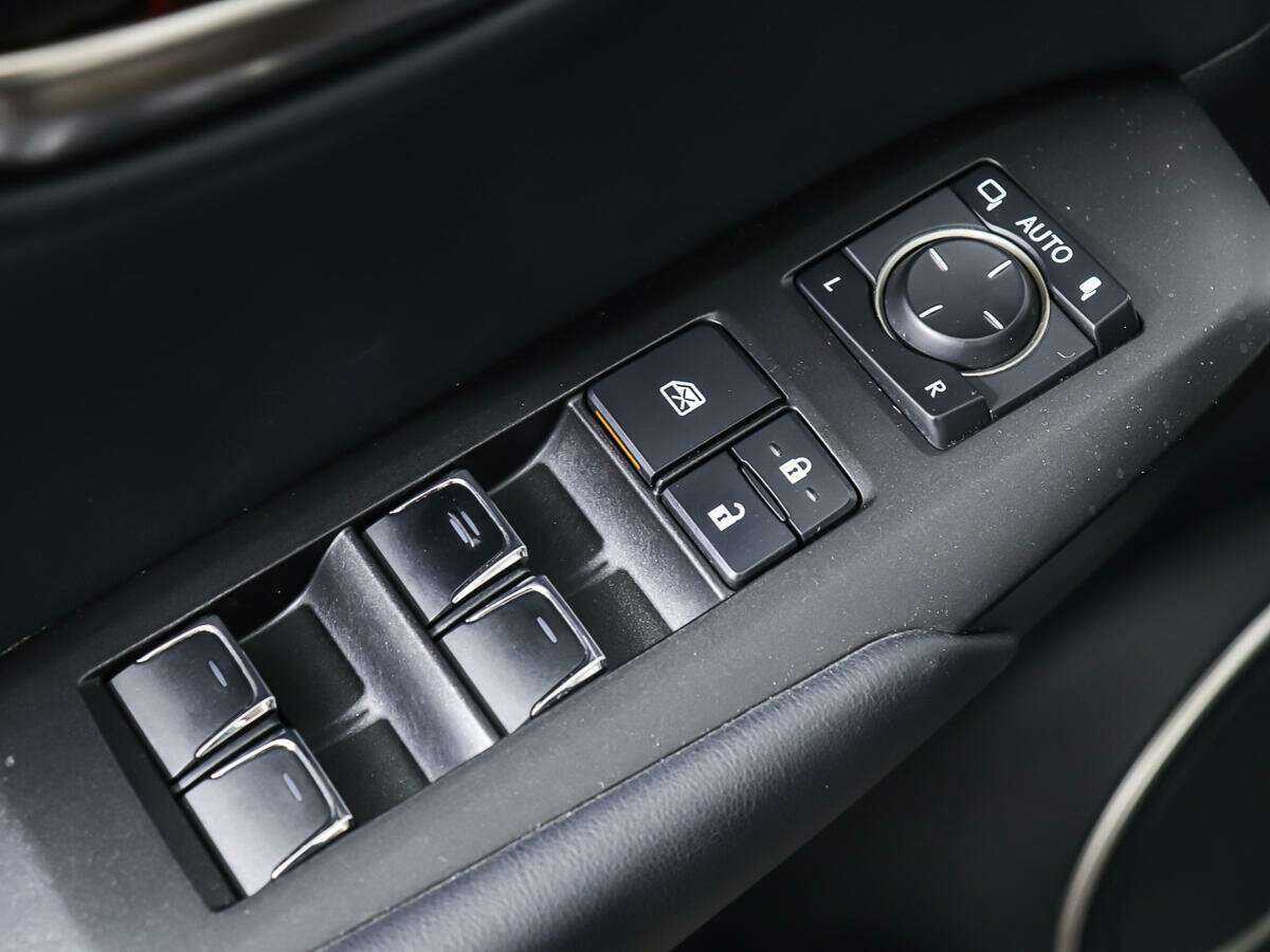 Lexus NX с пробегом — 2020 год. Фото: #17