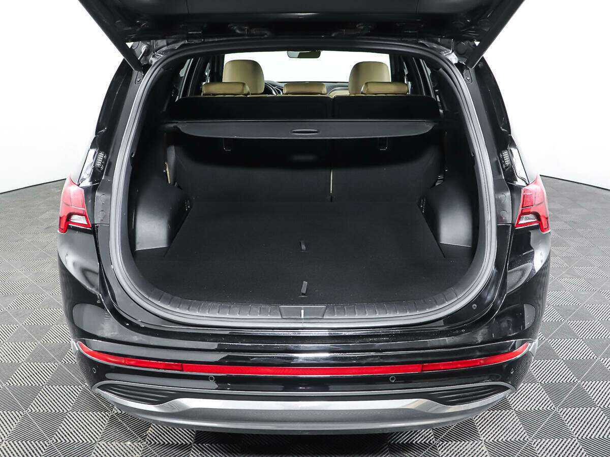 Hyundai Santa Fe с пробегом — 2021 год. Фото: #8