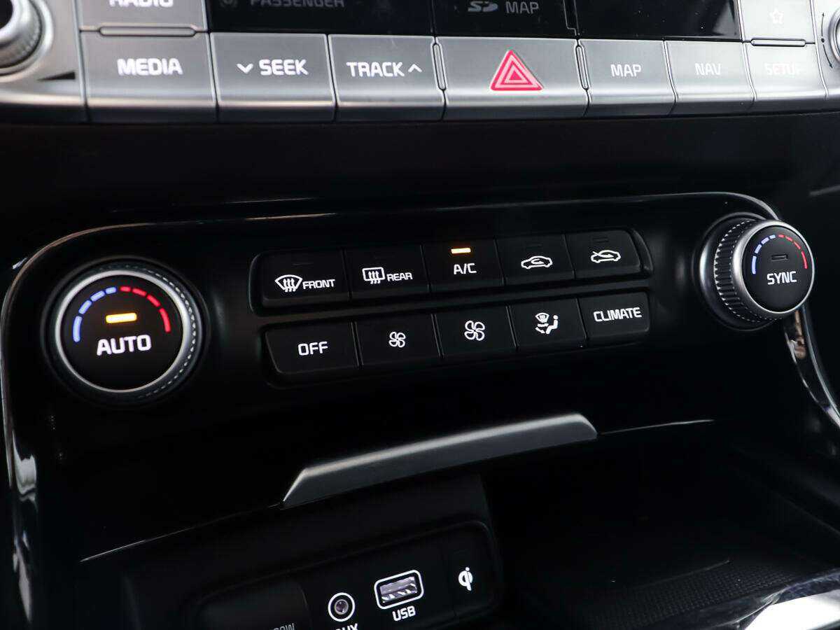 Kia Stinger с пробегом — 2018 год. Фото: #18