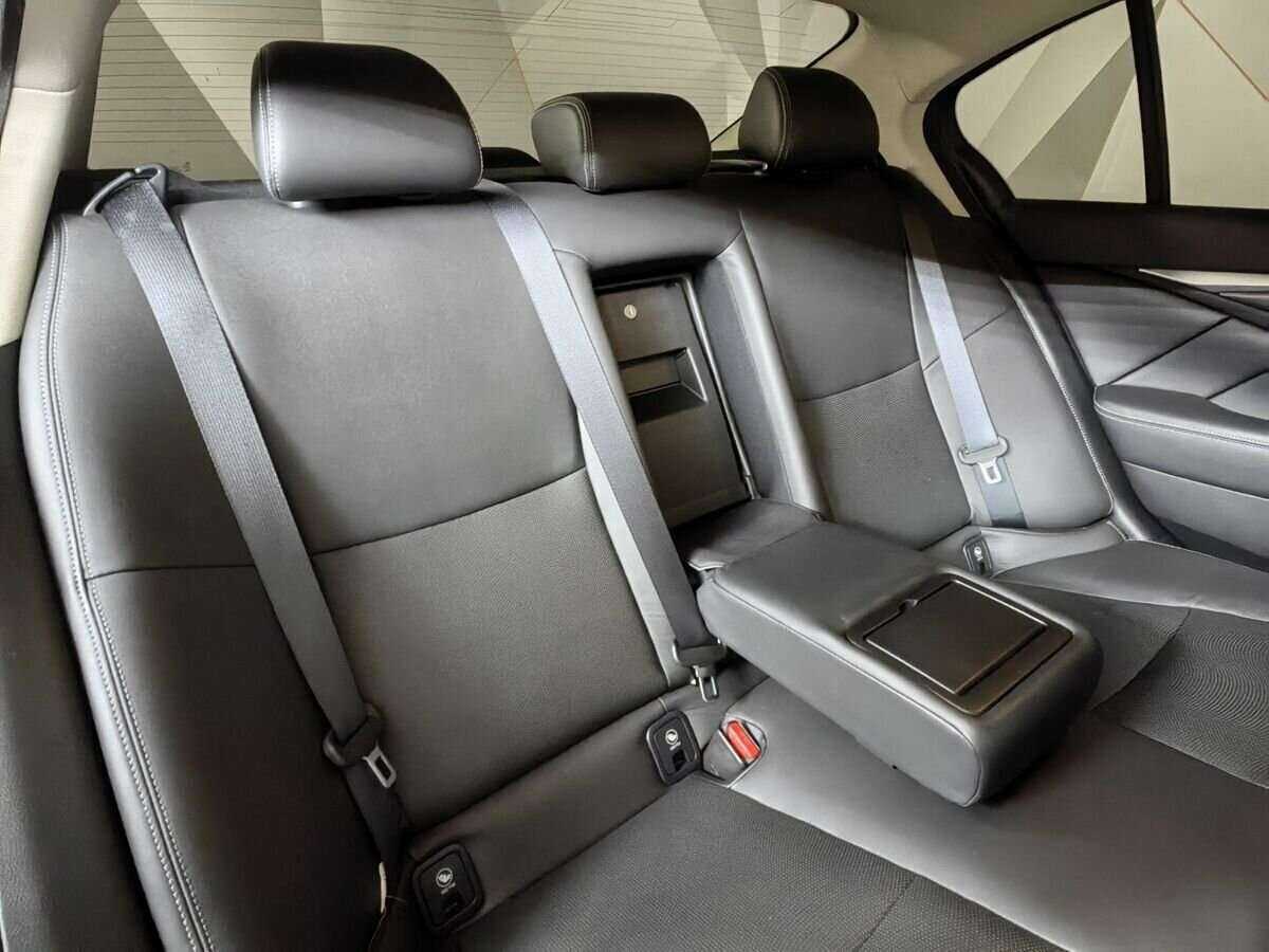 Infiniti Q50 с пробегом — 2017 год. Фото: #12