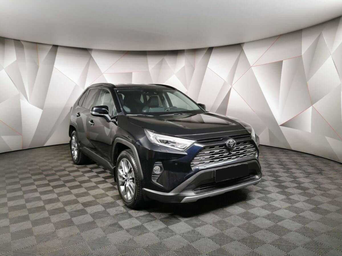 Toyota RAV4 с пробегом — 2019 год. Фото: #2